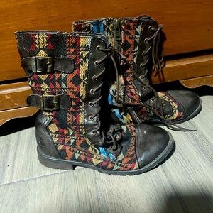 Multicolored boots